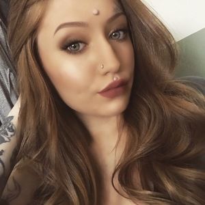 Meet your Posher, Devan